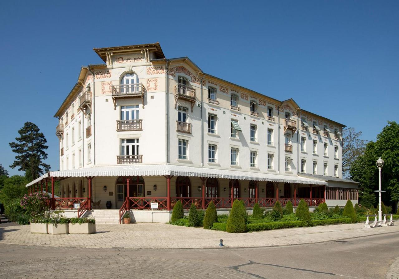 Hotel Logis Les Loges Du Parc La Roche-Posay Exterior foto