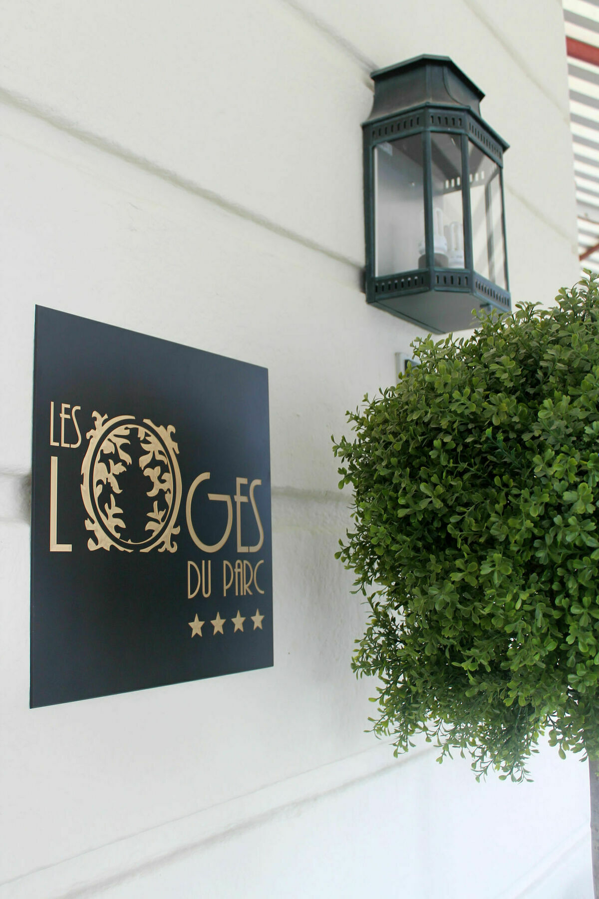 Hotel Logis Les Loges Du Parc La Roche-Posay Exterior foto